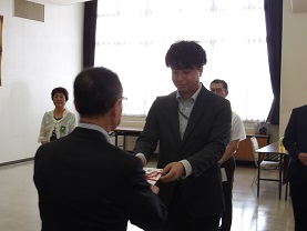 支援金贈呈の画像